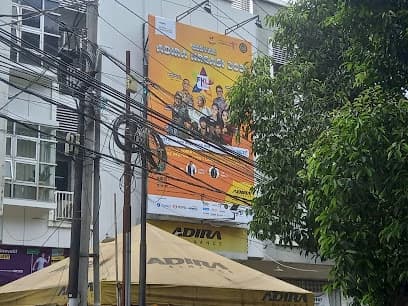 Kantor Adira Finance Gajah Mada - Jember