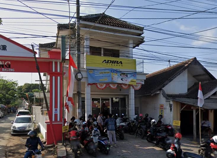 Kantor Adira Finance Balung - Jember