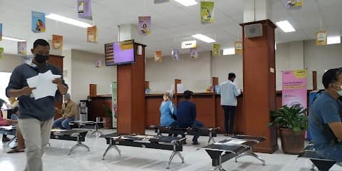 Kantor Adira Finance Ahmad Yani - Magelang