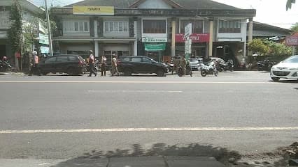 Kantor Adira Finance Gatot Subroto - Denpasar