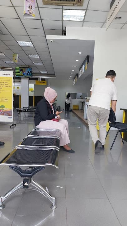 Kantor Adira Finance Soekarno Hatta - Bandung