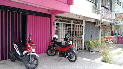 Kantor Adira Finance Teuku Umar - Banda Aceh