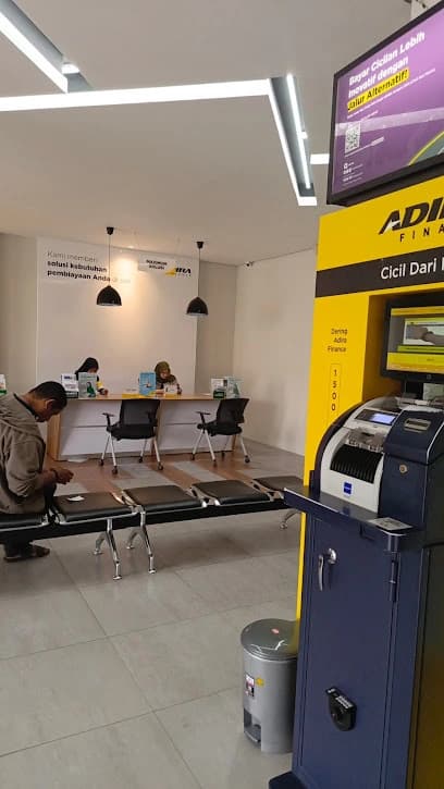 Kantor Adira Finance Wahidin - Cirebon