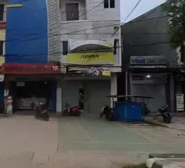 Kantor Adira Finance Basuki Rahmat - Sorong