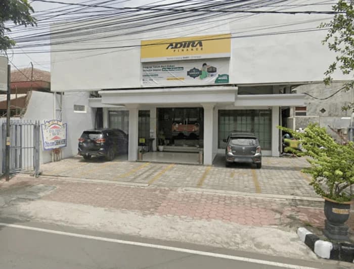 Kantor Adira Finance Erlangga Syariah - Kediri