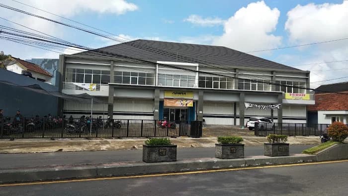 Kantor Adira Finance Genteng - Banyuwangi