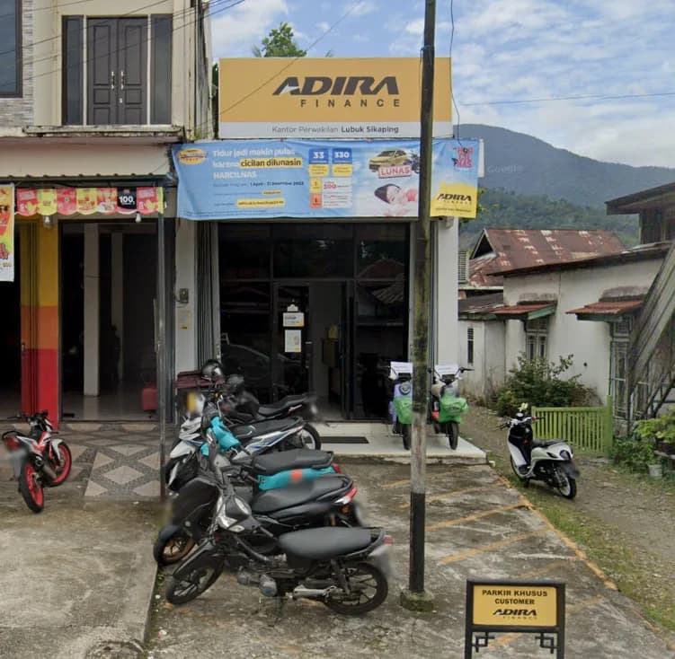 Kantor Adira Finance Lubuk Sikaping - Pasaman